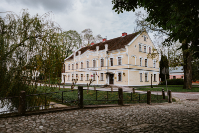 Attēlā redzama Kurzemes rajona tiesa Kuldīgā