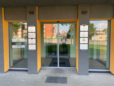 Attēlā attēlota Zemgales rajona tiesa Dobelē